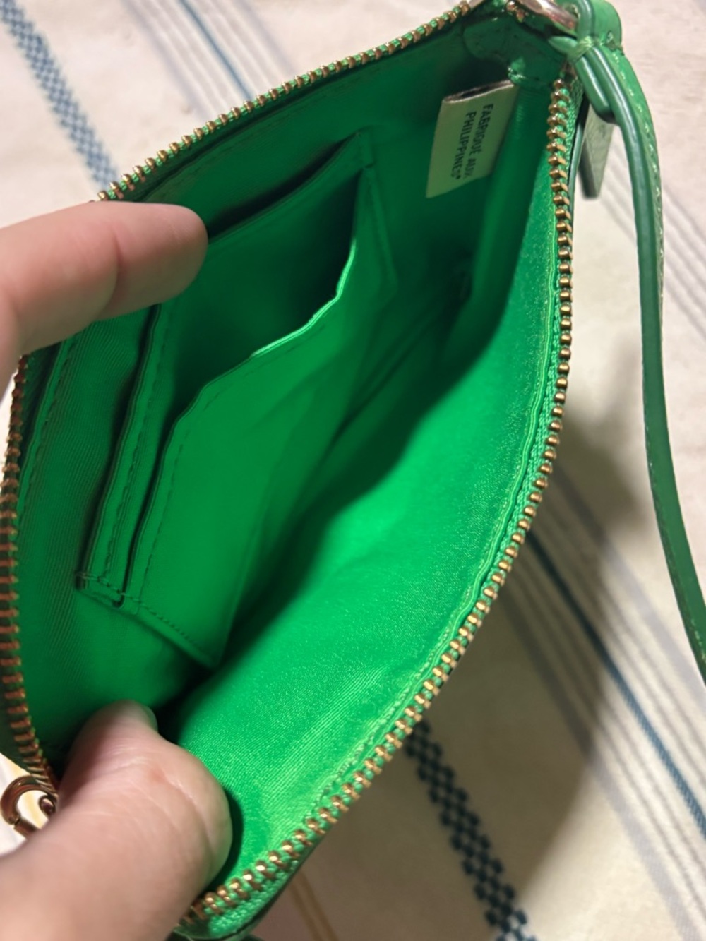 Coach Emerald Green Pebbled Leather Wristlet - Picture 4 of 5
